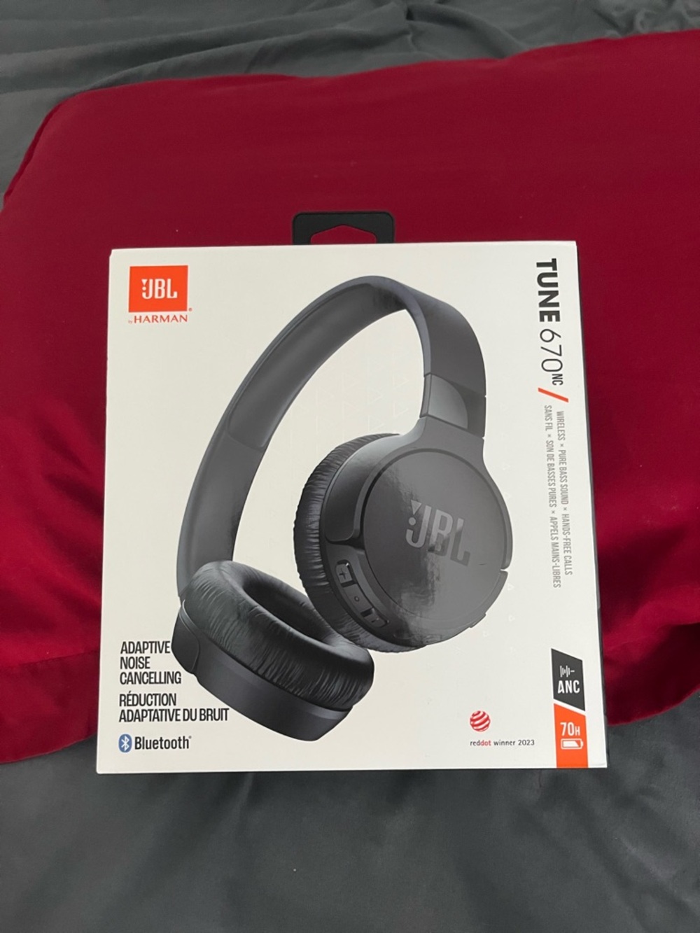 JBL Tune 670NC Wireless Headphones - Black